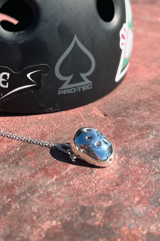 Pendant - Helmet STEVE
